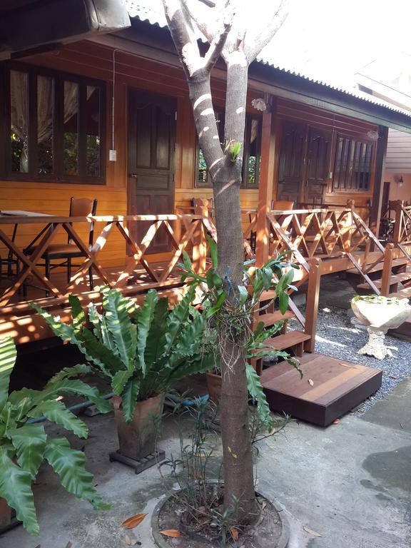 Baan Kong Homestay Phra Nakhon Si Ayutthaya Exterior foto
